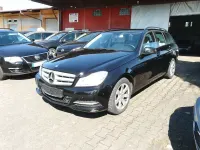 Gebraucht Mercedes C200 136 PS (100 kW) 2012 Obsidianschwarz  metalliclack Kombi