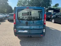Gebraucht Opel Vivaro 114 PS (83 kW) 2007 Panorama blau (mi2) Van / Kleinbus