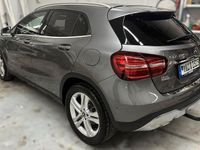 Gebraucht Mercedes GLA220 177 PS (130 kW) 2017 Grau SUV
