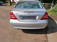 Second-hand Mercedes C180 143 CP (105 kW) 2002 Argintiu Berlinǎ
