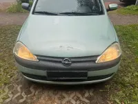 Używany Opel Corsa 75 KM (55 kW) 2002 Zielony Hatchback