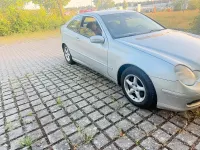 Gebraucht Mercedes 220 143 PS (105 kW) 2002 Silber Coupé