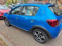 Gebraucht Dacia Sandero 91 PS (66 kW) 2020 Blau Limousine