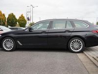 Gebraucht BMW 530 Luxury Line 252 PS (185 kW) 2023 Schwarz Kombi