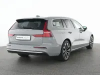 Gebraucht Volvo V60 Plus 335 PS (246 kW) 2024 Grau Kombi