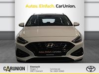 Gebraucht Hyundai i30 Trend 159 PS (116 kW) 2022 Atlas white Kombi