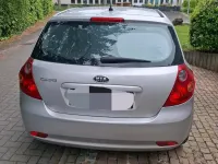 Gebraucht Kia Ceed 125 PS (91 kW) 2007 Silber Kleinwagen