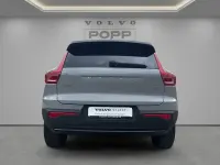 Gebraucht Volvo XC40 Plus 163 PS (119 kW) 2024 Vapour grey / metallic SUV