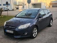 Gebraucht Ford Focus 101 PS (74 kW) 2012 Blau Limousine