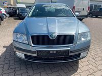 Gebraucht Skoda Octavia Ambiente 102 PS (75 kW) 2005 Grau Limousine