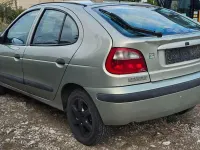 Gebraucht Renault Mégane II 95 PS (69 kW) 2002 Gold Limousine