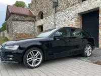 Gebraucht Audi A4 Attraction 143 PS (105 kW) 2012 Schwarz Kombi