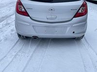 Gebraucht Opel Corsa 75 PS (55 kW) 2011 Silber Kleinwagen