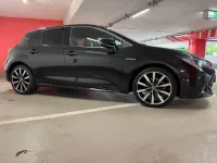 Gebraucht Toyota Corolla Hybrid Edition 152 PS (111 kW) 2021 Schwarz Limousine