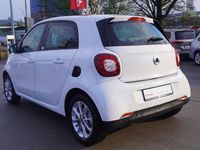 Gebraucht Smart ForFour Basis 90 PS (66 kW) 2019 Weiß Kleinwagen