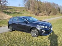 Gebraucht Kia Ceed Spirit 140 PS (102 kW) 2018 Schwarz Kleinwagen