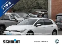 Gebraucht VW Golf VIII R 131 PS (96 kW) 2023 Oryxweiß perlmutteffekt Limousine