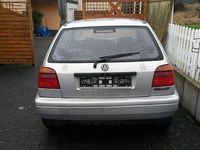 Gebraucht VW Golf III 82 PS (60 kW) 1996 Silber Kleinwagen
