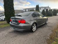 Second-hand BMW 318 143 CP (105 kW) 2009 Gri Berlinǎ