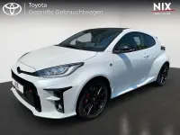 Gebraucht Toyota Yaris Basis 261 PS (191 kW) 2024 Platinumweiss perleffekt Kleinwagen