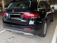 Gebraucht Mercedes GLC300e 320 PS (235 kW) 2021 Schwarz SUV