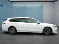 Gebraucht VW Passat 150 PS (110 kW) 2024 Weiß Kombi