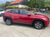 Gebraucht Hyundai Tucson 150 PS (110 kW) 2023 Rot SUV