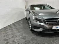 Gebraucht Mercedes A180 Style 122 PS (89 kW) 2013 Mountaingrau  met. Kleinwagen