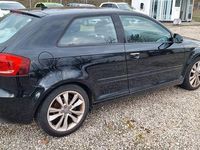 Gebraucht Audi A3 Ambition 125 PS (91 kW) 2011 Schwarz Kleinwagen