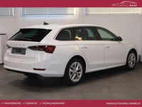Gebraucht Skoda Octavia 116 PS (85 kW) 2023 Weiß Limousine
