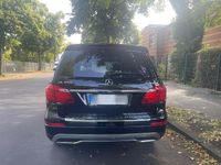 Gebraucht Mercedes GL350 258 PS (189 kW) 2014 Schwarz SUV