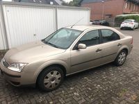Gebraucht Ford Mondeo 110 PS (80 kW) 2005 Gold Limousine