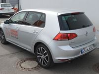 Gebraucht VW Golf VII Comfortline 110 PS (80 kW) 2016 Silber metallic Limousine