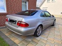 Gebraucht Mercedes CLK230 Elegance 197 PS (144 kW) 2000 Silber Coupé