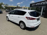Gebraucht Ford S-MAX Titanium 179 PS (131 kW) 2018 Weiß Van / Kleinbus