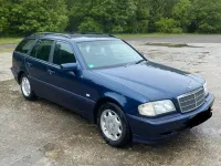 Gebraucht Mercedes C250 150 PS (110 kW) 1997 Blau Kombi