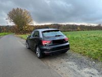 gebraucht Audi A1 Sportback 1.0 TFSI ultra - S-Line Navi Xenon