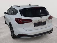 Gebraucht Ford Focus Active 120 PS (88 kW) 2023 Frozen white Kombi