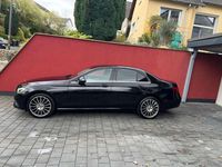 Gebraucht Mercedes E220 AMG 194 PS (142 kW) 2016 Schwarz  unilack Limousine