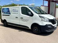 Gebraucht Renault Trafic Komfort 120 PS (88 kW) 2018 Weiß Van / Kleinbus