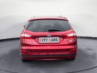 Gebraucht Ford Mondeo Trend 160 PS (117 kW) 2015 Rot Kombi