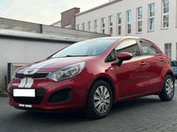 Gebraucht Kia Rio 86 PS (63 kW) 2013 Rot Limousine