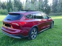 Second-hand Ford Focus Active 120 CP (88 kW) 2020 Roșu Berlinǎ