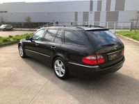 Gebraucht Mercedes E200 Avantgarde 184 PS (135 kW) 2008 Schwarz Limousine