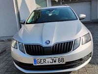 Gebraucht Skoda Octavia Ambition 150 PS (110 kW) 2019 Grau Kombi