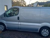 Gebraucht Opel Vivaro 90 PS (66 kW) 2012 Silber Van / Kleinbus