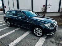 Gebraucht Mercedes C180 156 PS (114 kW) 2011 Schwarz Kombi