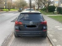 Gebraucht Opel Astra 165 PS (121 kW) 2012 Schwarz Kombi
