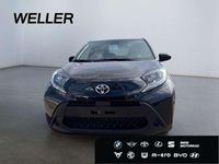 Neu Toyota Aygo X Play 72 PS (52 kW) 2025 Schwarz SUV