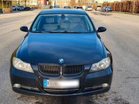 gebraucht BMW 330 i Aut./Xenon/Navi/SHZ